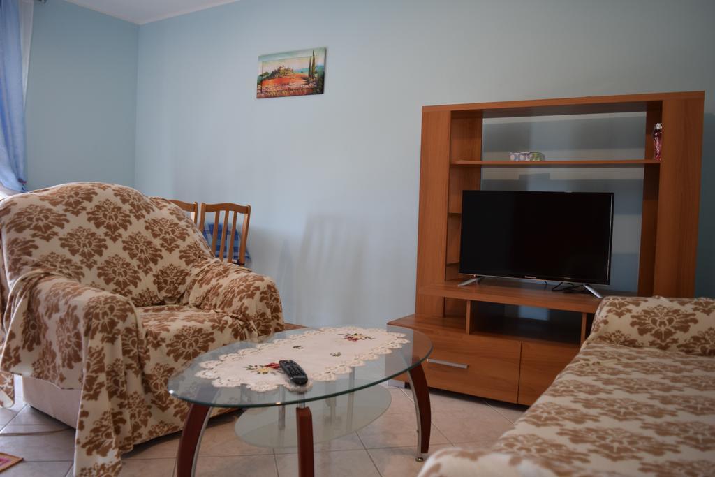 Apartment Vera Stinjan Exterior photo